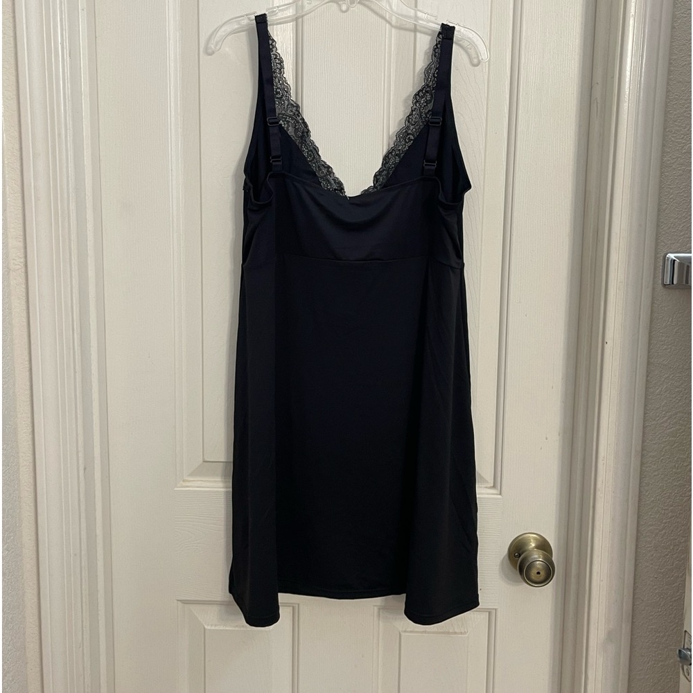 Avenue black Chemise slip NWT - Picture 3 of 7